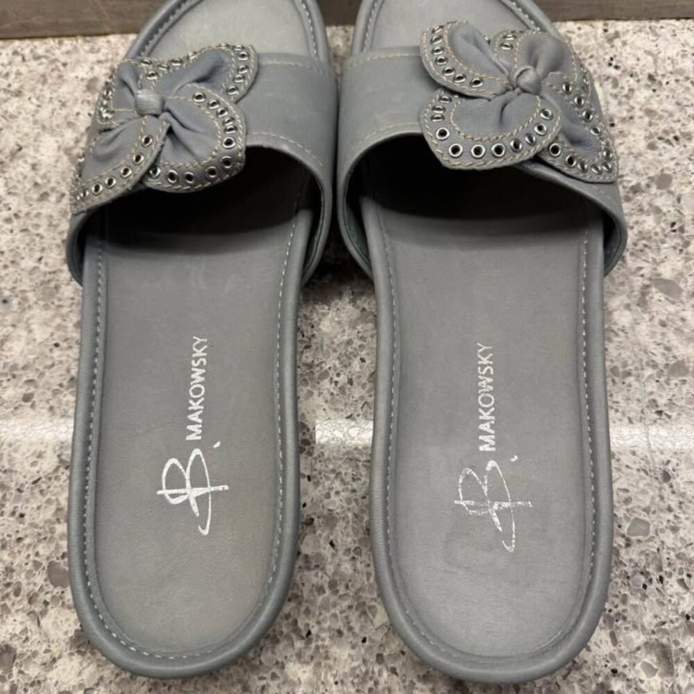 Women’s B. Makowsky Dusty Blue Soft Leather Slip On Shoes-Size 7.5M - Picture 6 of 9